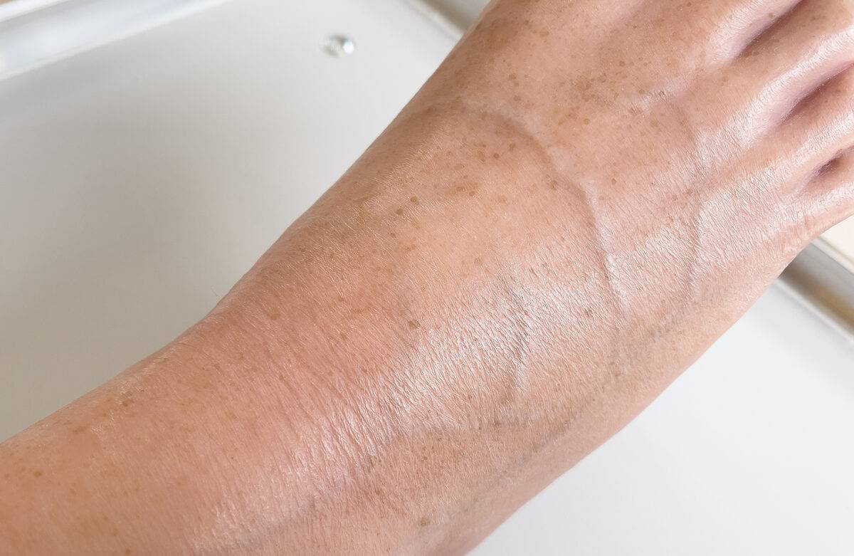 Das „Sockelmodell Bein ohne Wunden" von MEDICAL FX Germany präsentiert sich als eine äußerst realistische Nachbildung eines menschlichen Beins, gefertigt aus hochwertigem Silikon.…