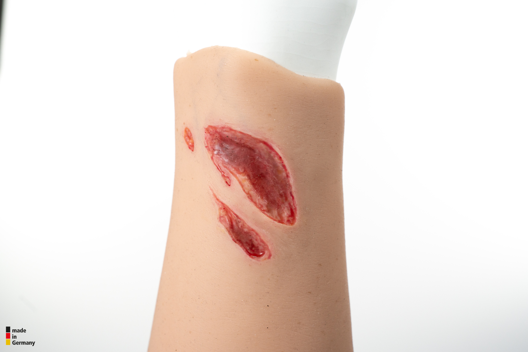 Sleeve Arm mit Risswunde – Bild 8