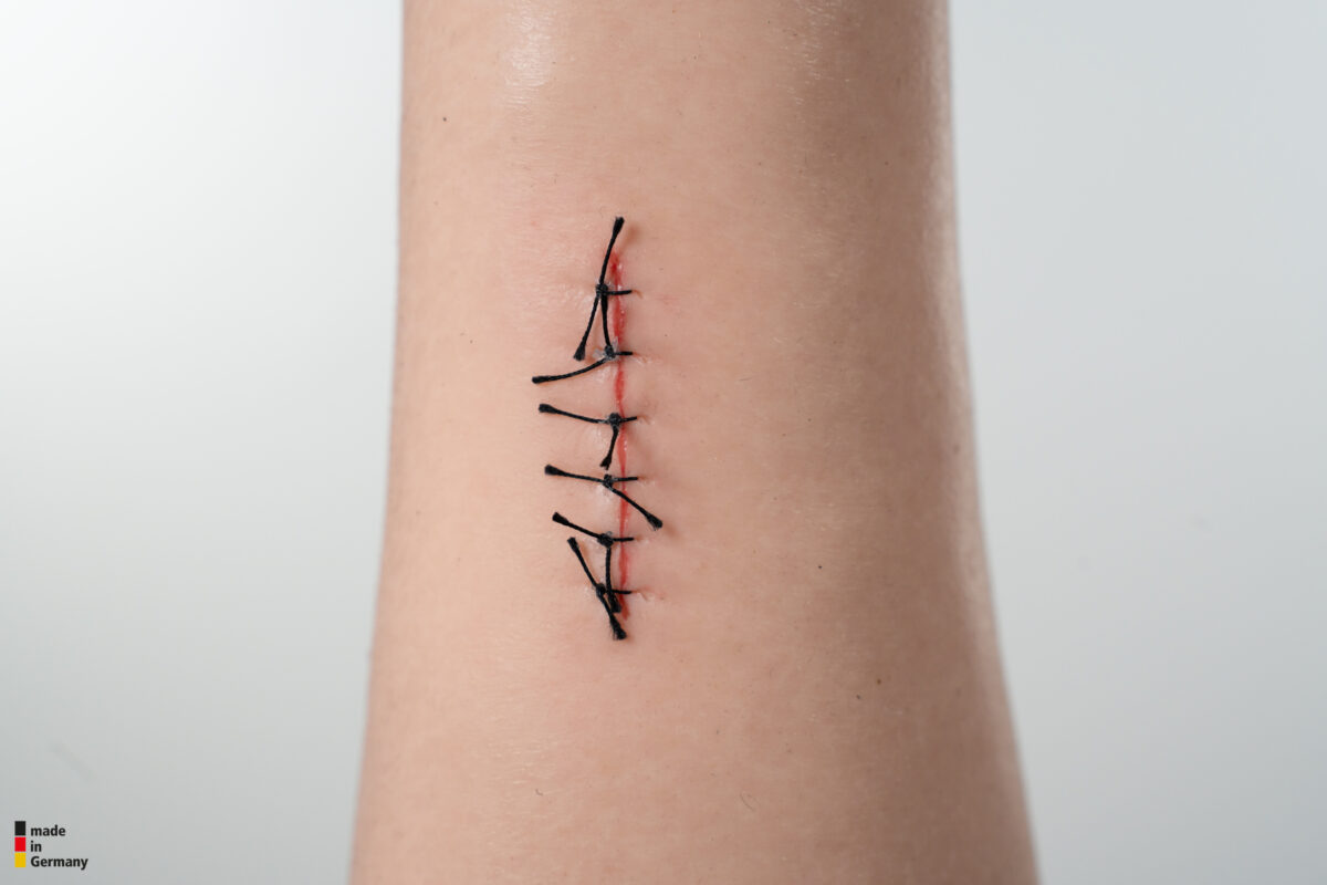 Sleeve Arm with 3 wounds